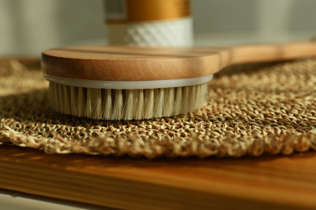 How to prepare for a massage, body brush